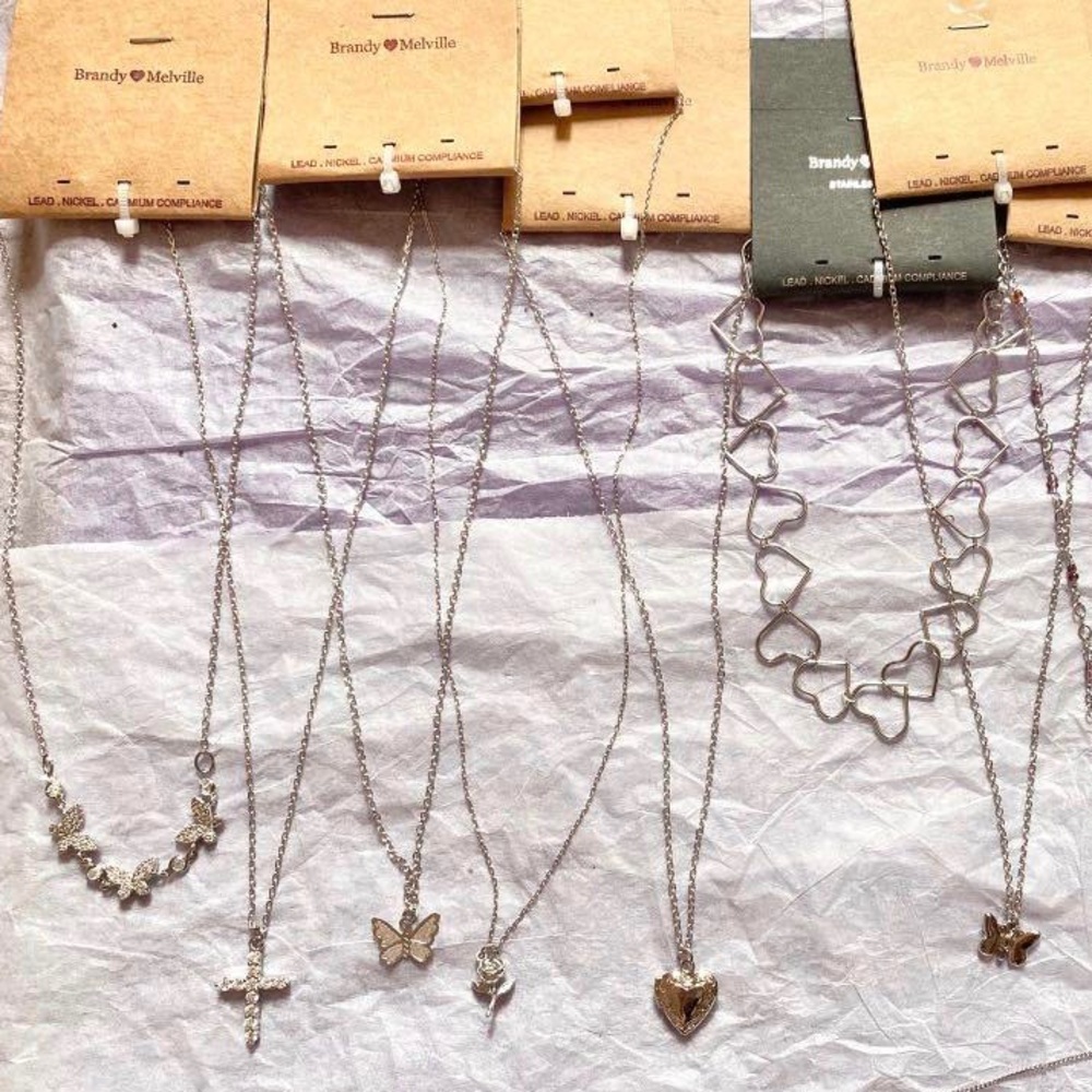 ✧˚ · . mystery accessory box